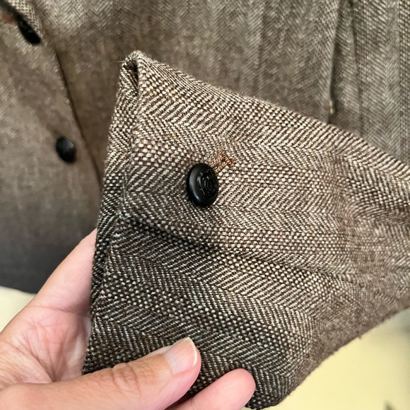 GAP Women's Charcoal Brown Blazer with Fuchsia Accents - Picture 4 of 7